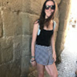 Meet your Posher, Olivia